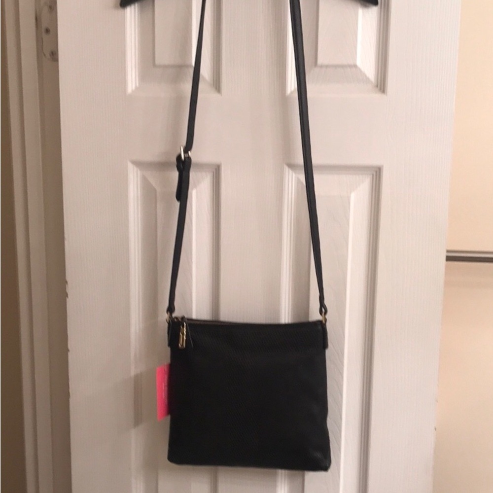 ISAAC MIZRAHI - NWT - Crossbody Bag